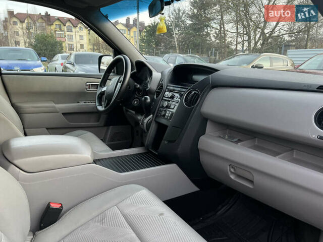 Чорний Хонда Пілот, об'ємом двигуна 3.47 л та пробігом 240 тис. км за 9999 $, фото 23 на Automoto.ua