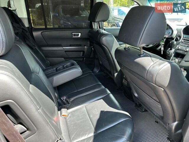 Чорний Хонда Пілот, об'ємом двигуна 3.5 л та пробігом 260 тис. км за 15500 $, фото 16 на Automoto.ua