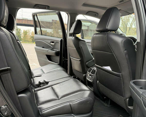 Черный Хонда Пилот, объемом двигателя 3.47 л и пробегом 162 тыс. км за 22000 $, фото 12 на Automoto.ua