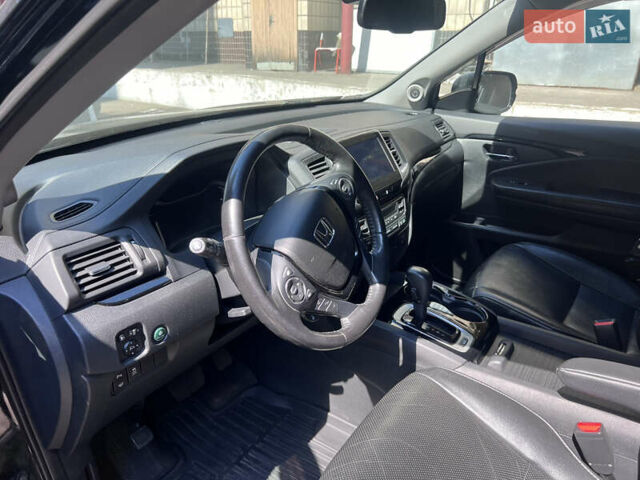 Черный Хонда Пилот, объемом двигателя 3 л и пробегом 192 тыс. км за 23499 $, фото 10 на Automoto.ua