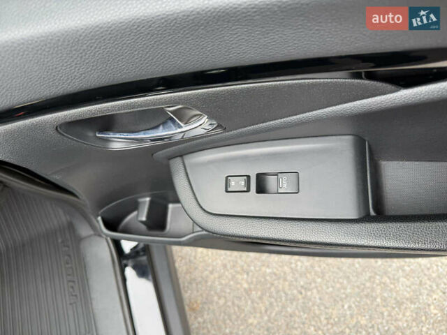 Черный Хонда Пилот, объемом двигателя 3.47 л и пробегом 162 тыс. км за 22000 $, фото 29 на Automoto.ua