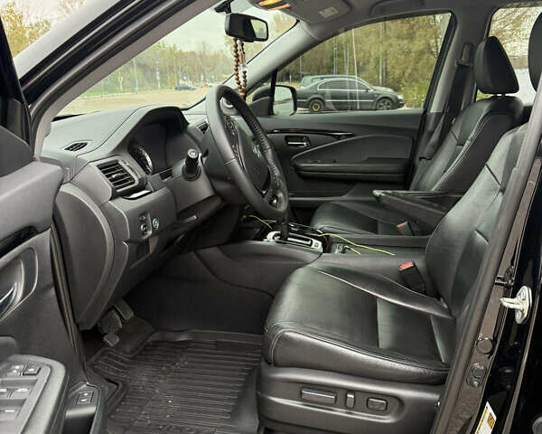 Черный Хонда Пилот, объемом двигателя 3.47 л и пробегом 162 тыс. км за 22000 $, фото 9 на Automoto.ua