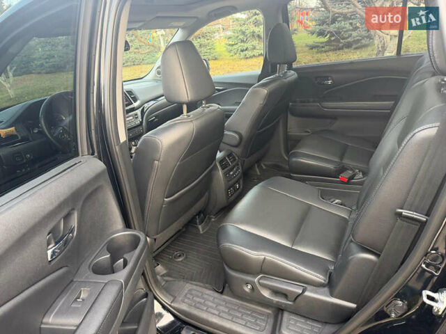 Черный Хонда Пилот, объемом двигателя 3.47 л и пробегом 260 тыс. км за 25900 $, фото 11 на Automoto.ua
