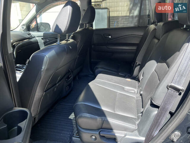 Черный Хонда Пилот, объемом двигателя 3 л и пробегом 192 тыс. км за 23499 $, фото 17 на Automoto.ua