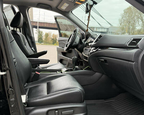 Черный Хонда Пилот, объемом двигателя 3.47 л и пробегом 162 тыс. км за 22000 $, фото 11 на Automoto.ua