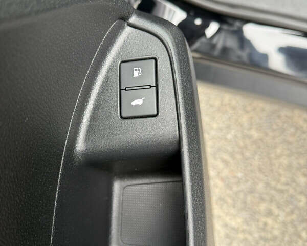 Черный Хонда Пилот, объемом двигателя 3.47 л и пробегом 162 тыс. км за 22000 $, фото 30 на Automoto.ua