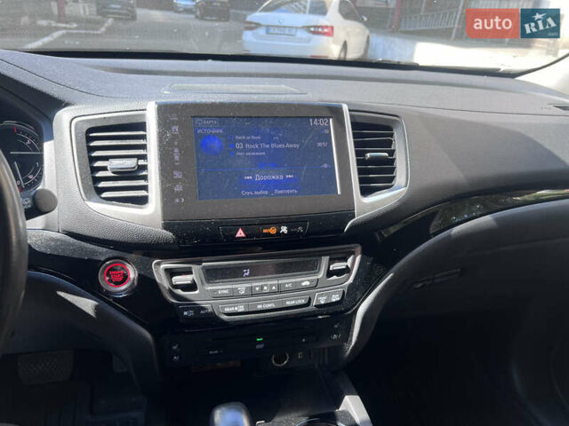 Черный Хонда Пилот, объемом двигателя 3 л и пробегом 192 тыс. км за 23499 $, фото 14 на Automoto.ua