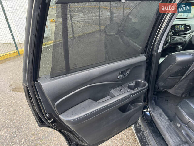 Чорний Хонда Пілот, об'ємом двигуна 3.47 л та пробігом 114 тис. км за 21990 $, фото 29 на Automoto.ua