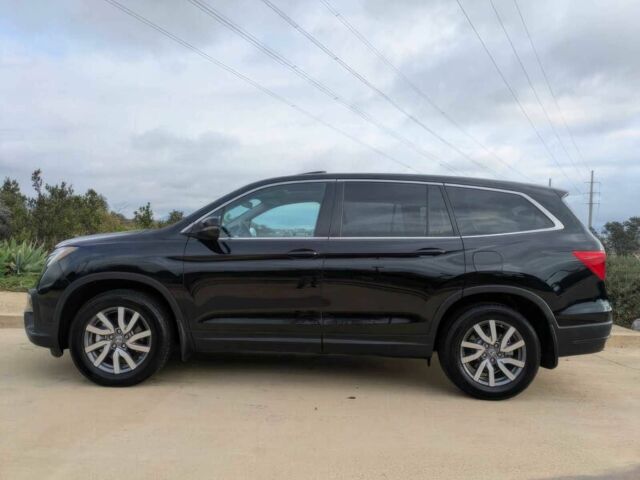 Чорний Хонда Пілот, об'ємом двигуна 3.5 л та пробігом 38 тис. км за 18000 $, фото 4 на Automoto.ua