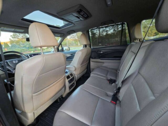 Хонда Пилот 2017 в Днепре (Днепропетровске) на Automoto.ua Красный Хонда Пилот, объемом двигателя 3.5 л и пробегом 58 тыс. км за 18500 $, фото 11 на Automoto.ua