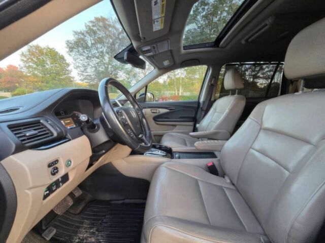 Хонда Пилот 2017 в Днепре (Днепропетровске) на Automoto.ua Красный Хонда Пилот, объемом двигателя 3.5 л и пробегом 58 тыс. км за 18500 $, фото 8 на Automoto.ua