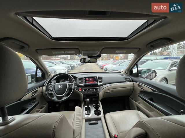 Красный Хонда Пилот, объемом двигателя 3.47 л и пробегом 179 тыс. км за 19999 $, фото 24 на Automoto.ua