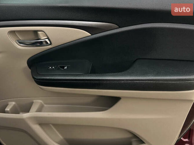 Красный Хонда Пилот, объемом двигателя 3.47 л и пробегом 246 тыс. км за 17300 $, фото 27 на Automoto.ua