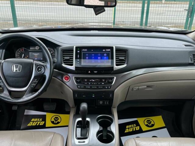 Красный Хонда Пилот, объемом двигателя 3.5 л и пробегом 246 тыс. км за 17300 $, фото 10 на Automoto.ua