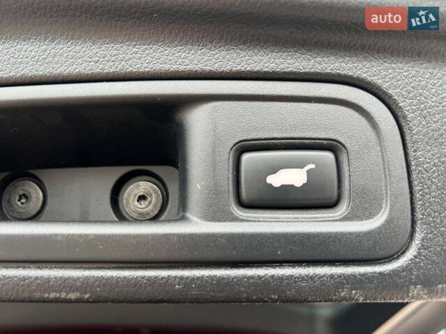 Красный Хонда Пилот, объемом двигателя 3.47 л и пробегом 179 тыс. км за 19999 $, фото 10 на Automoto.ua