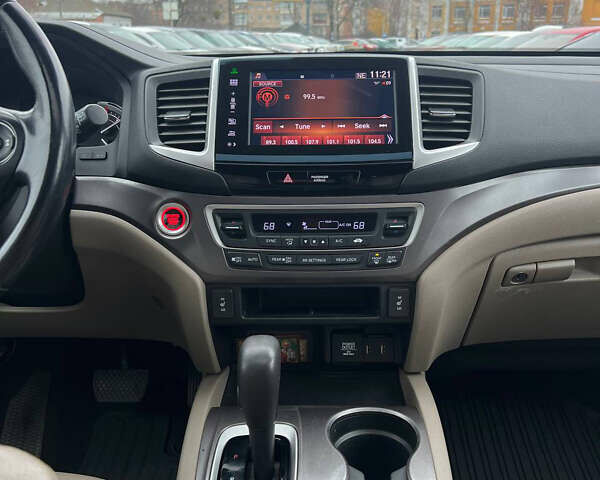 Красный Хонда Пилот, объемом двигателя 3.47 л и пробегом 179 тыс. км за 19999 $, фото 23 на Automoto.ua