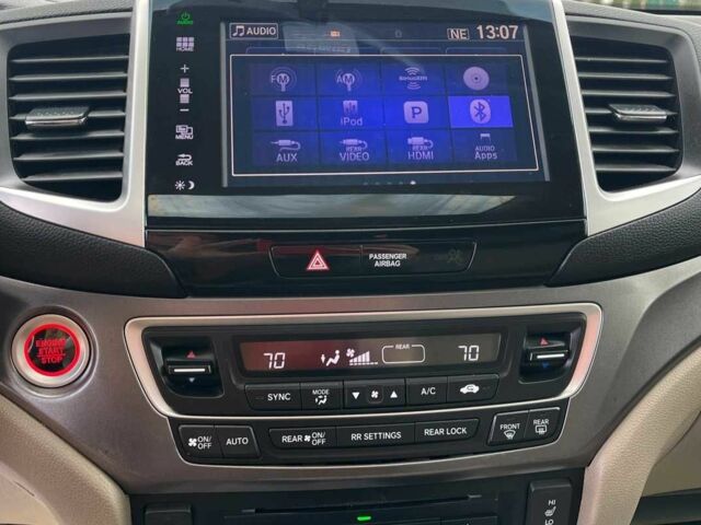 Красный Хонда Пилот, объемом двигателя 3.5 л и пробегом 246 тыс. км за 17300 $, фото 14 на Automoto.ua