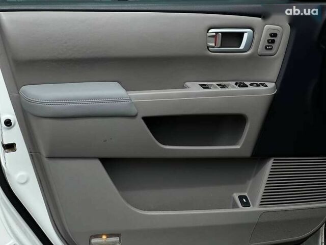 Хонда Пилот 2014 в Киеве на Automoto.ua Хонда Пилот, объемом двигателя 0 л и пробегом 262 тыс. км за 13490 $, фото 20 на Automoto.ua