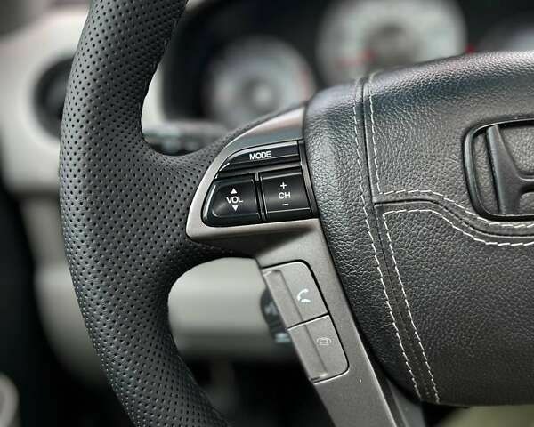 Хонда Пилот 2014 в Киеве на Automoto.ua Хонда Пилот, объемом двигателя 0 л и пробегом 262 тыс. км за 13490 $, фото 29 на Automoto.ua