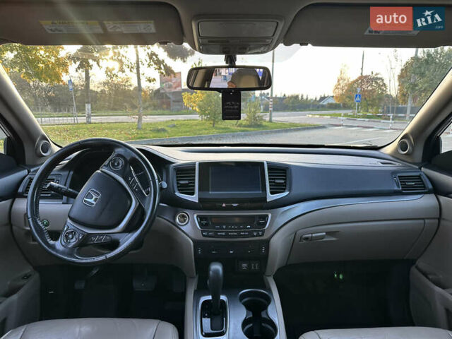 Хонда Пилот, объемом двигателя 3.47 л и пробегом 245 тыс. км за 16400 $, фото 6 на Automoto.ua