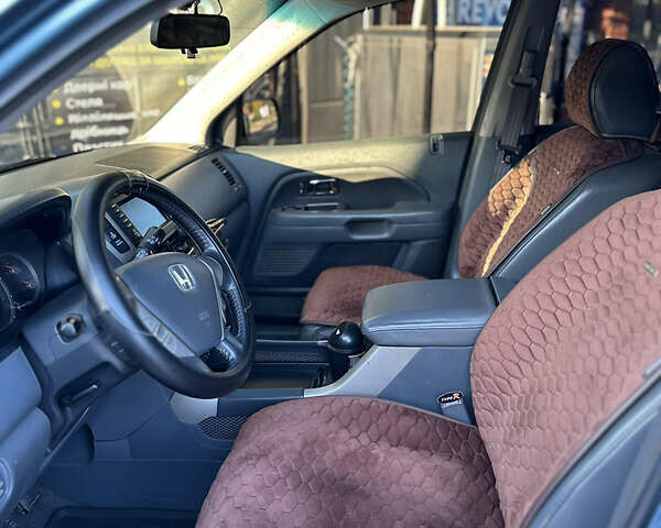 Сірий Хонда Пілот, об'ємом двигуна 3.5 л та пробігом 240 тис. км за 9200 $, фото 4 на Automoto.ua