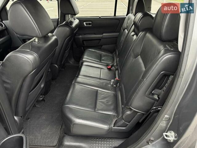 Серый Хонда Пилот, объемом двигателя 3.47 л и пробегом 258 тыс. км за 9900 $, фото 18 на Automoto.ua
