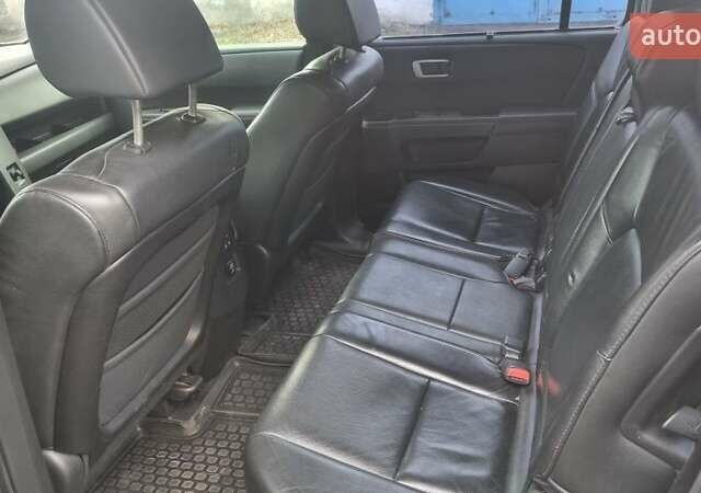 Серый Хонда Пилот, объемом двигателя 3.5 л и пробегом 250 тыс. км за 12000 $, фото 11 на Automoto.ua