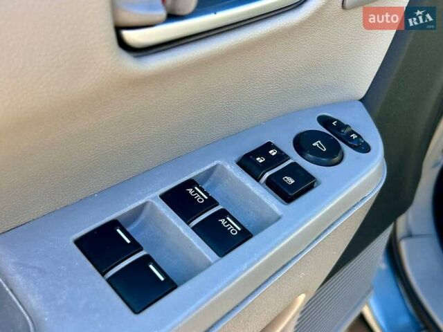 Сірий Хонда Пілот, об'ємом двигуна 3.5 л та пробігом 250 тис. км за 11800 $, фото 10 на Automoto.ua