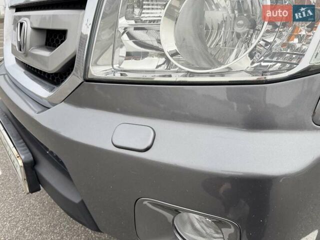 Серый Хонда Пилот, объемом двигателя 3.47 л и пробегом 258 тыс. км за 9900 $, фото 11 на Automoto.ua