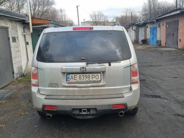 Серый Хонда Пилот, объемом двигателя 3.5 л и пробегом 250 тыс. км за 12000 $, фото 7 на Automoto.ua