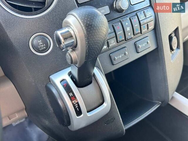 Сірий Хонда Пілот, об'ємом двигуна 3.5 л та пробігом 250 тис. км за 11800 $, фото 21 на Automoto.ua