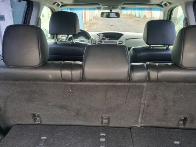 Серый Хонда Пилот, объемом двигателя 3.5 л и пробегом 250 тыс. км за 12000 $, фото 16 на Automoto.ua