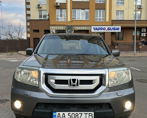 Хонда Пилот 2008 в Вишневом на Automoto.ua Серый Хонда Пилот, объемом двигателя 3.5 л и пробегом 183 тыс. км за 10800 $, фото 1 на Automoto.ua