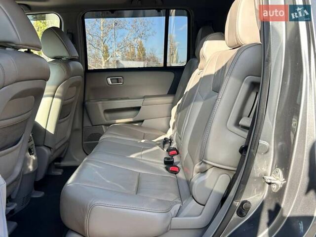 Сірий Хонда Пілот, об'ємом двигуна 3.5 л та пробігом 250 тис. км за 11800 $, фото 25 на Automoto.ua