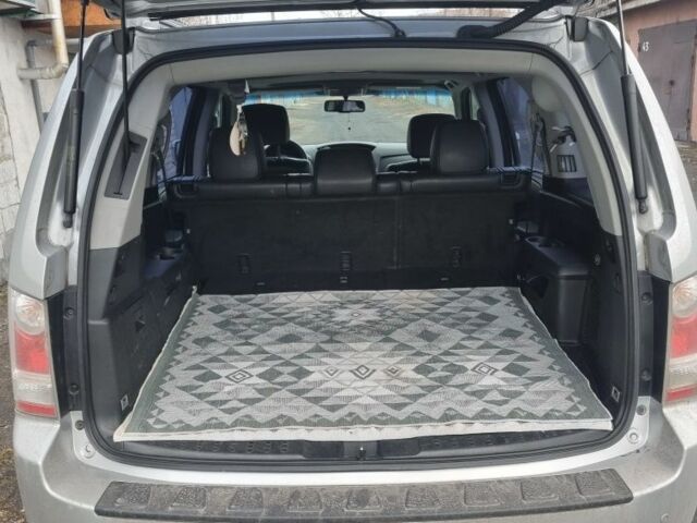 Серый Хонда Пилот, объемом двигателя 3.5 л и пробегом 250 тыс. км за 12000 $, фото 11 на Automoto.ua