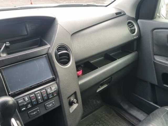 Серый Хонда Пилот, объемом двигателя 3.5 л и пробегом 250 тыс. км за 12000 $, фото 13 на Automoto.ua