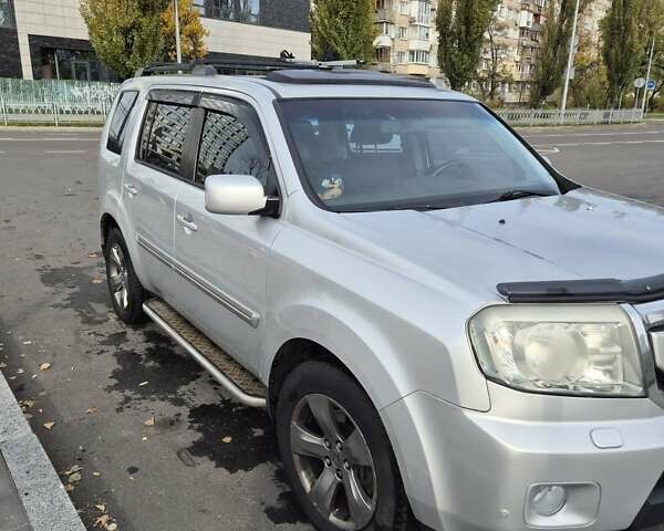 Серый Хонда Пилот, объемом двигателя 3.5 л и пробегом 231 тыс. км за 10000 $, фото 9 на Automoto.ua