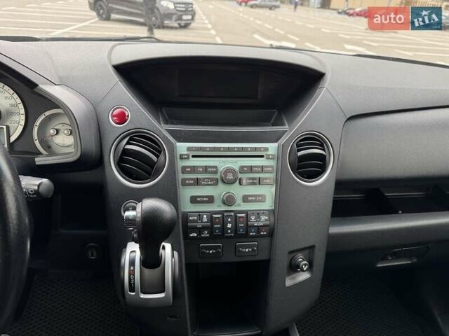 Серый Хонда Пилот, объемом двигателя 3.47 л и пробегом 258 тыс. км за 9900 $, фото 26 на Automoto.ua