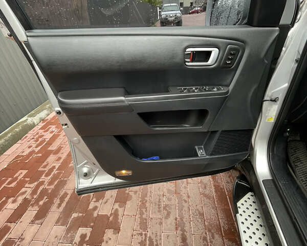 Сірий Хонда Пілот, об'ємом двигуна 3.47 л та пробігом 211 тис. км за 11500 $, фото 14 на Automoto.ua