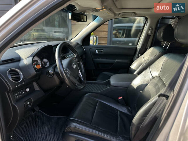 Сірий Хонда Пілот, об'ємом двигуна 3.47 л та пробігом 225 тис. км за 12700 $, фото 25 на Automoto.ua