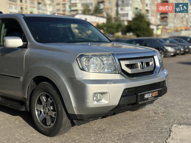 Сірий Хонда Пілот, об'ємом двигуна 3.47 л та пробігом 225 тис. км за 12700 $, фото 9 на Automoto.ua