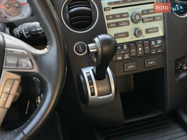 Сірий Хонда Пілот, об'ємом двигуна 3.47 л та пробігом 225 тис. км за 12700 $, фото 43 на Automoto.ua