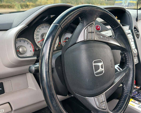 Серый Хонда Пилот, объемом двигателя 3.5 л и пробегом 200 тыс. км за 11000 $, фото 16 на Automoto.ua