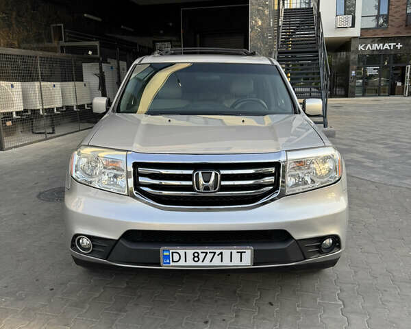 Сірий Хонда Пілот, об'ємом двигуна 3.47 л та пробігом 309 тис. км за 11700 $, фото 7 на Automoto.ua