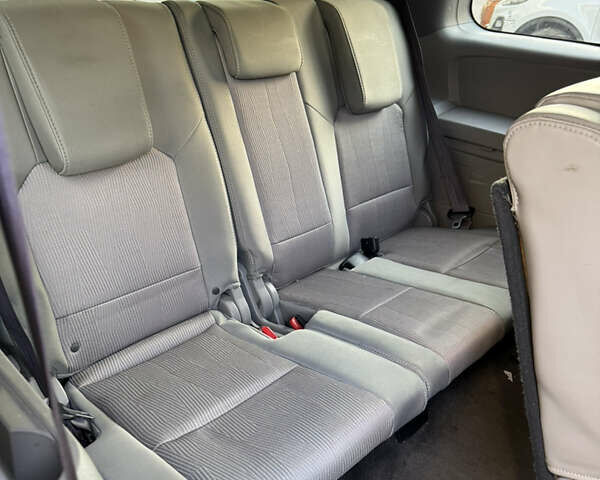 Сірий Хонда Пілот, об'ємом двигуна 3.47 л та пробігом 309 тис. км за 10500 $, фото 14 на Automoto.ua