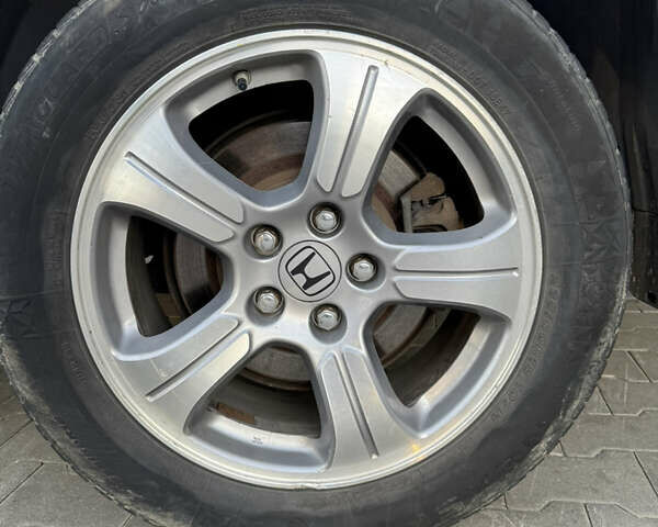 Сірий Хонда Пілот, об'ємом двигуна 3.47 л та пробігом 309 тис. км за 10500 $, фото 17 на Automoto.ua