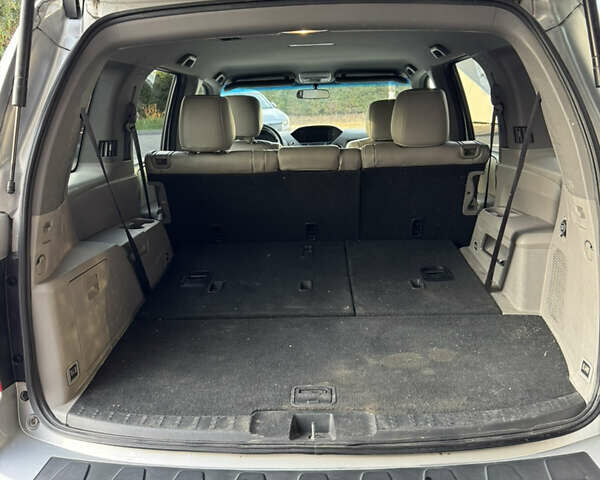 Сірий Хонда Пілот, об'ємом двигуна 3.47 л та пробігом 309 тис. км за 10500 $, фото 12 на Automoto.ua