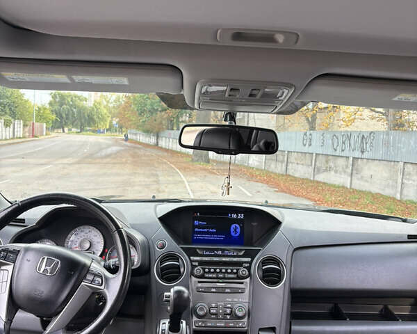Сірий Хонда Пілот, об'ємом двигуна 3.47 л та пробігом 198 тис. км за 12500 $, фото 7 на Automoto.ua