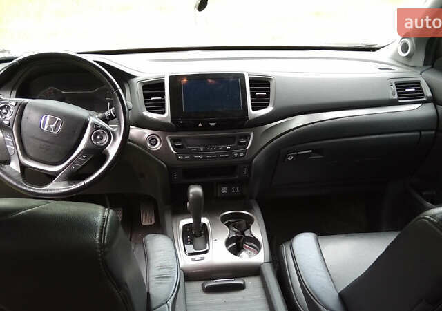Серый Хонда Пилот, объемом двигателя 3.47 л и пробегом 79 тыс. км за 15200 $, фото 8 на Automoto.ua
