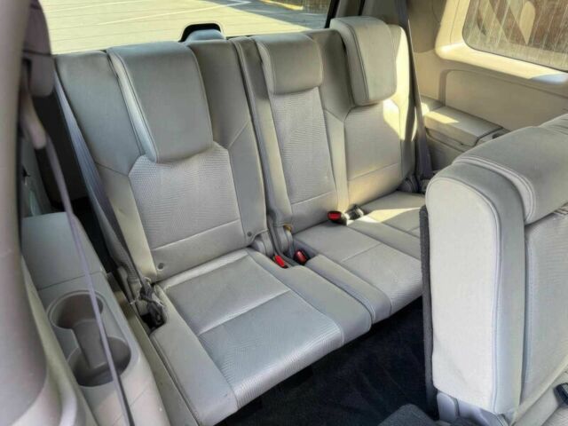 Сірий Хонда Пілот, об'ємом двигуна 3.5 л та пробігом 73 тис. км за 2600 $, фото 10 на Automoto.ua